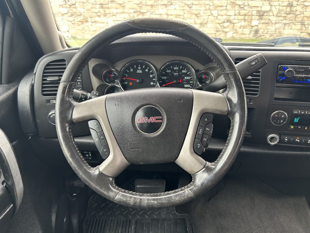 2013 GMC Sierra Image 16