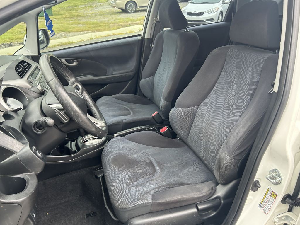 2011 Honda Fit Image 8
