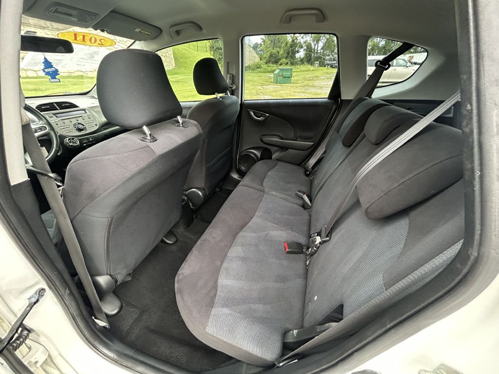 2011 Honda Fit Image 10