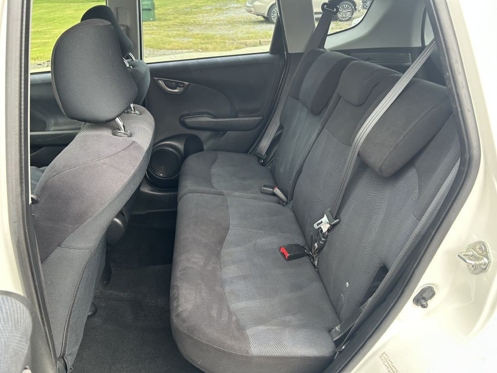 2011 Honda Fit Image 11