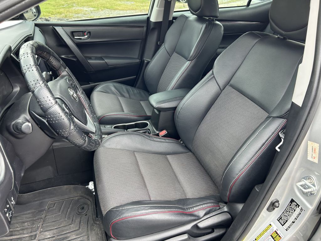 2017 Toyota Corolla Image 8