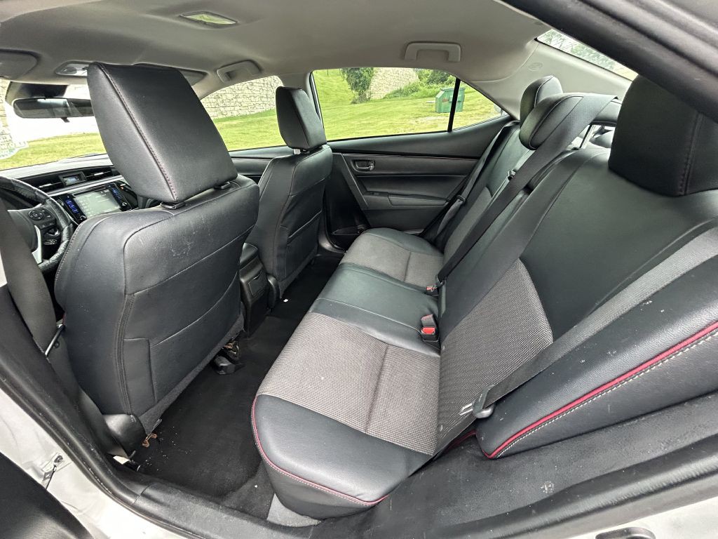 2017 Toyota Corolla Image 10