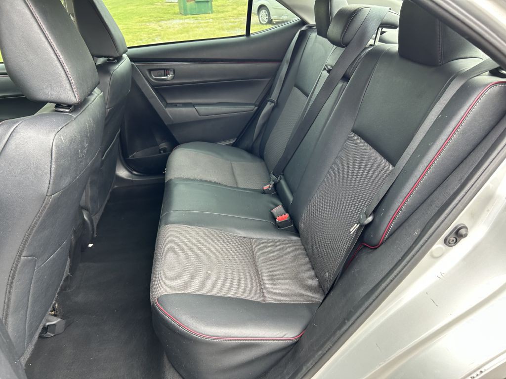 2017 Toyota Corolla Image 11