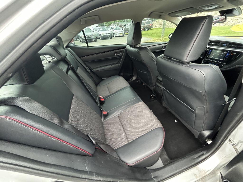 2017 Toyota Corolla Image 13