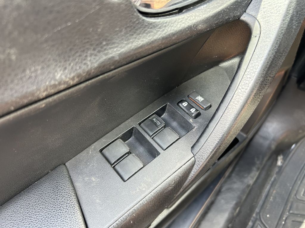 2017 Toyota Corolla Image 7