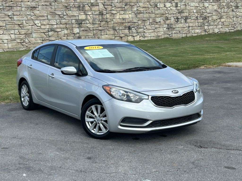 2016 Kia Forte Image 1
