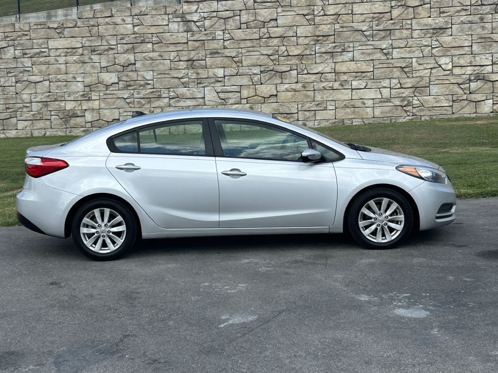 2016 Kia Forte Image 3