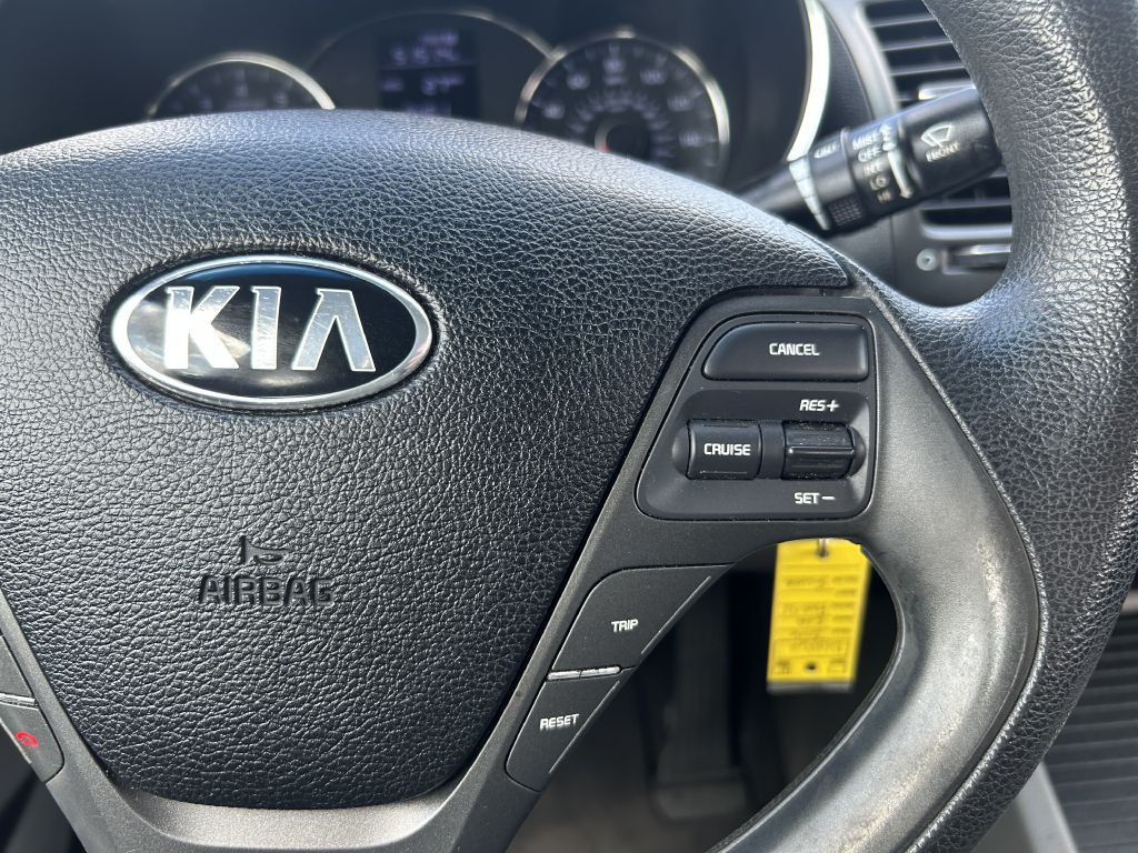2016 Kia Forte Image 17