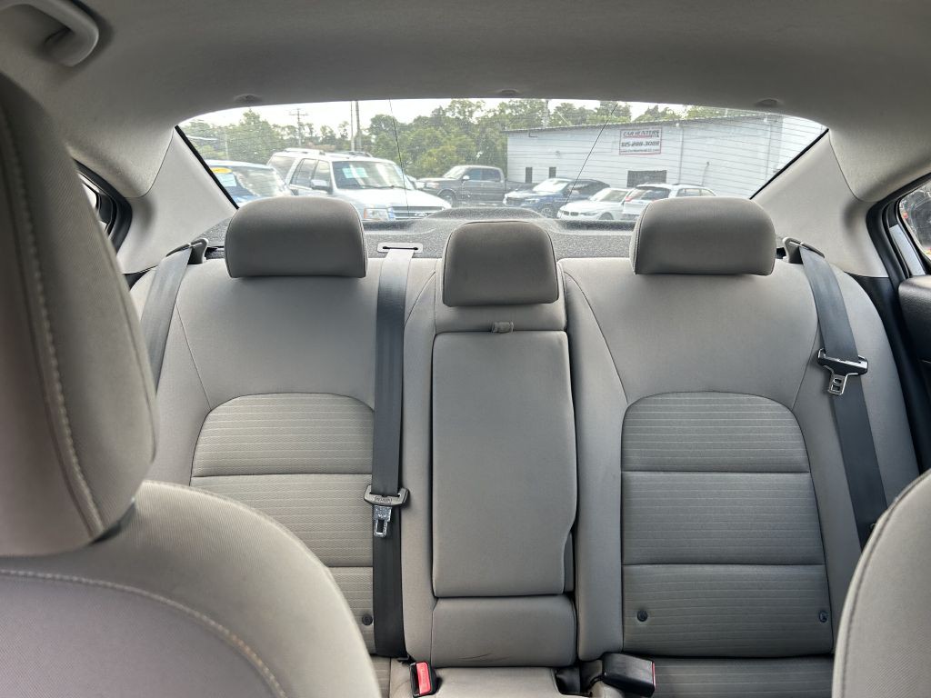 2016 Kia Forte Image 21