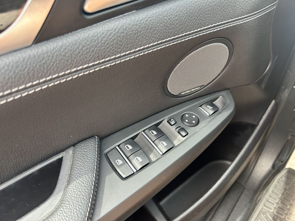 2017 BMW X4 Image 7