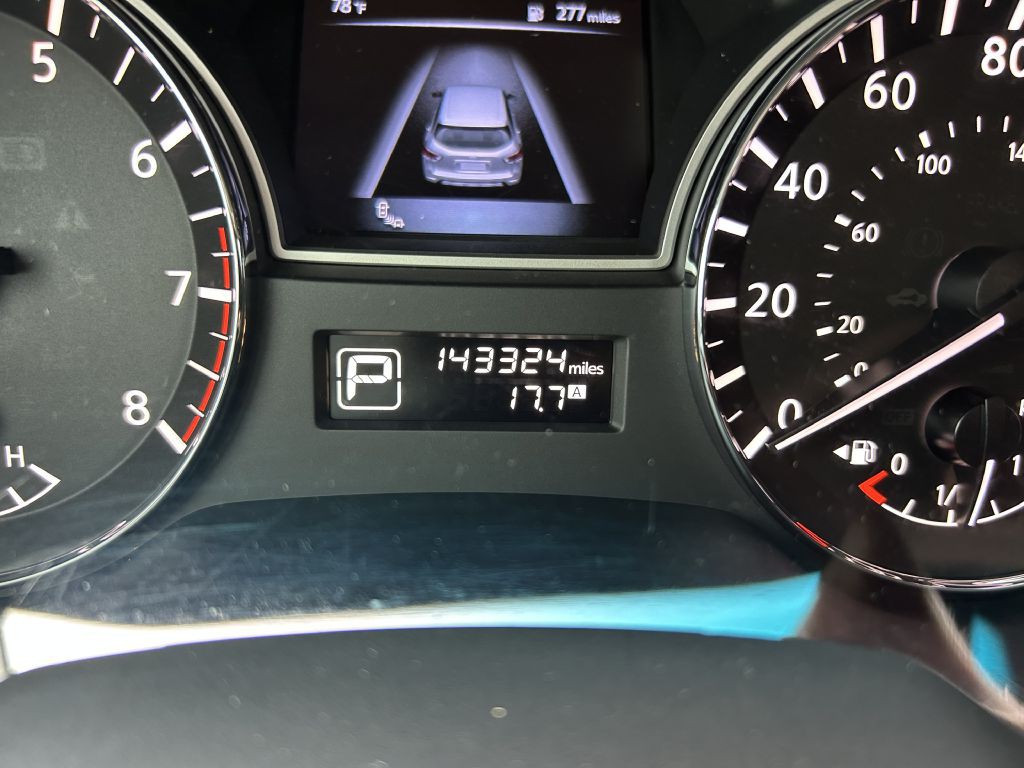 2015 Nissan Pathfinder Image 24