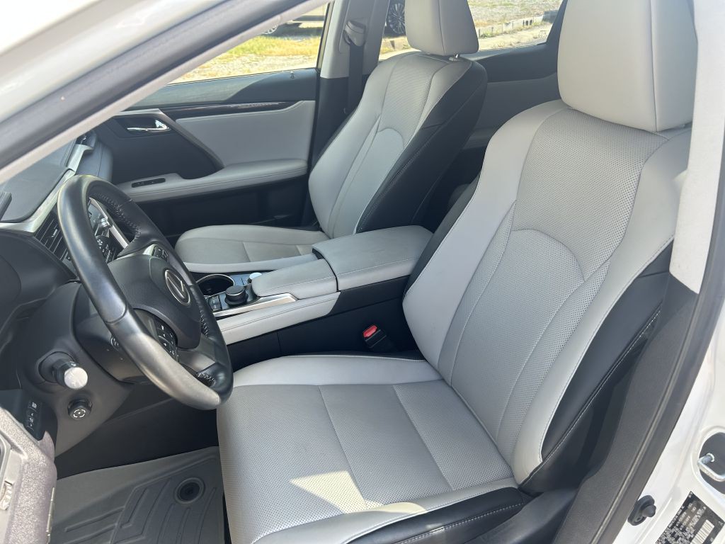 2018 Lexus RX Image 8