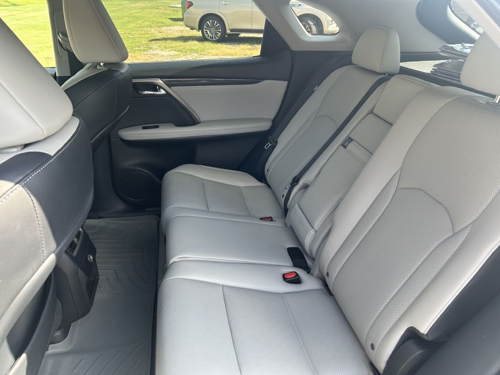 2018 Lexus RX Image 11