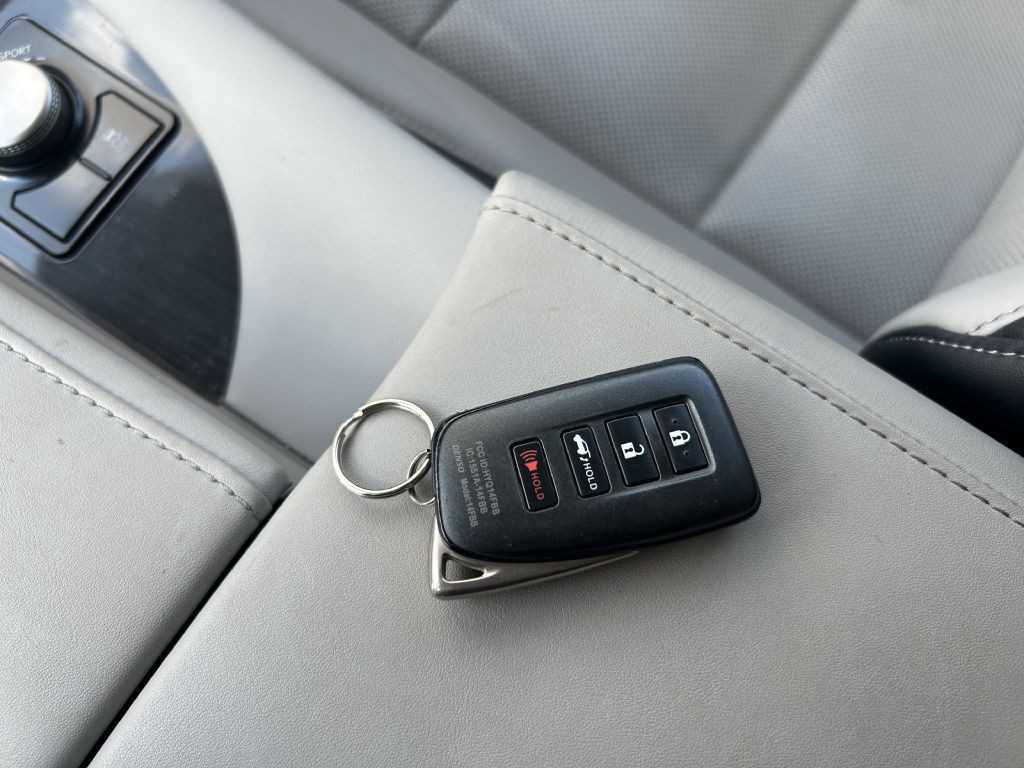 2018 Lexus RX Image 25