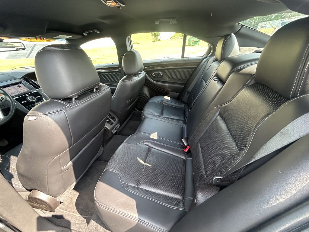 2019 Ford Taurus Image 10
