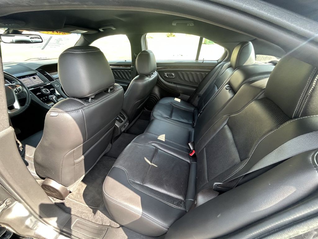 2019 Ford Taurus Image 11