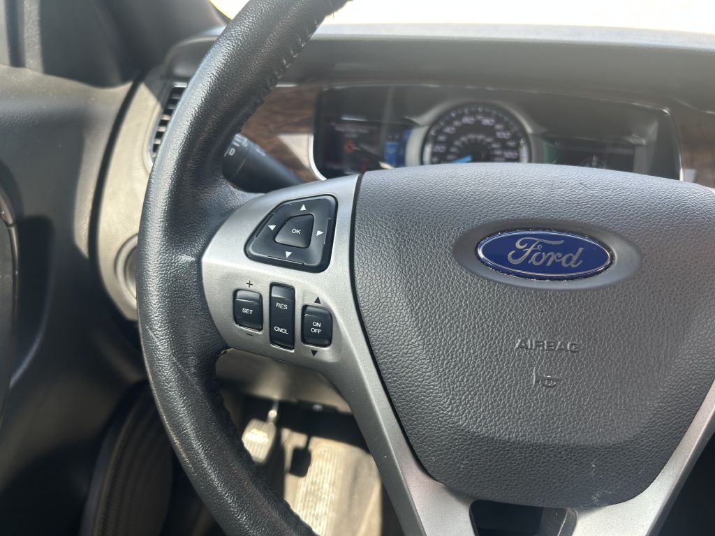 2019 Ford Taurus Image 18