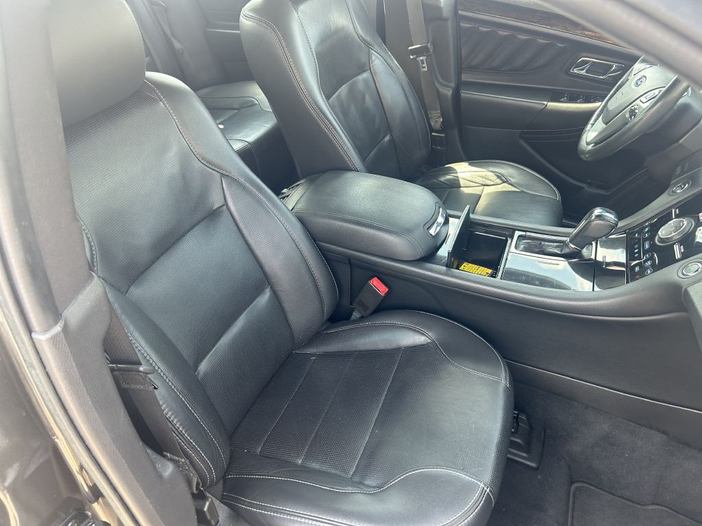 2019 Ford Taurus Image 19