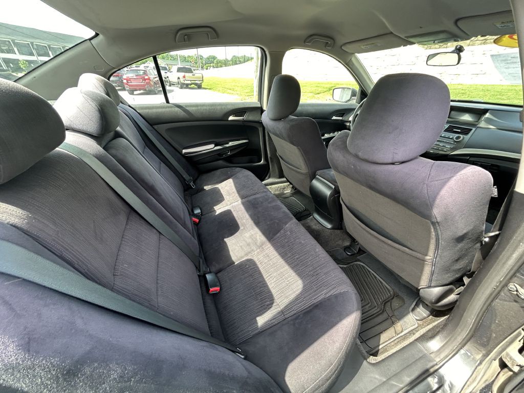 2012 Honda Accord Image 13