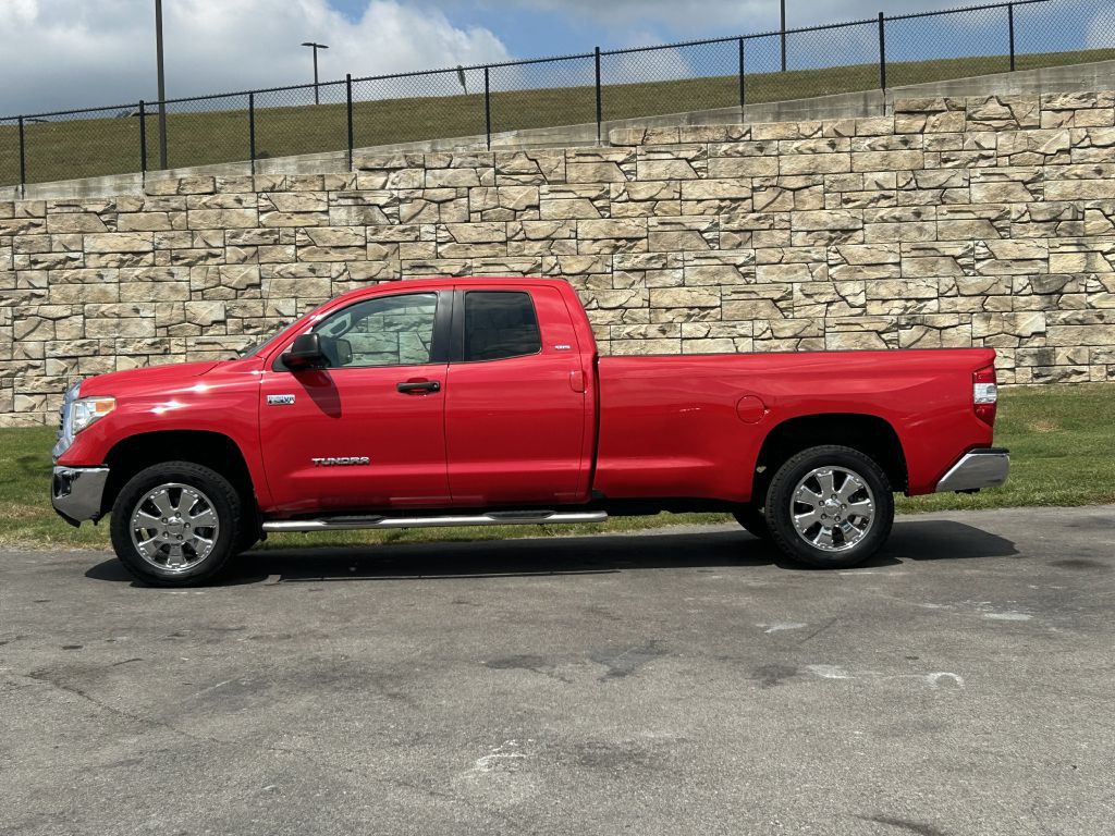 2016 Toyota Tundra Image 2