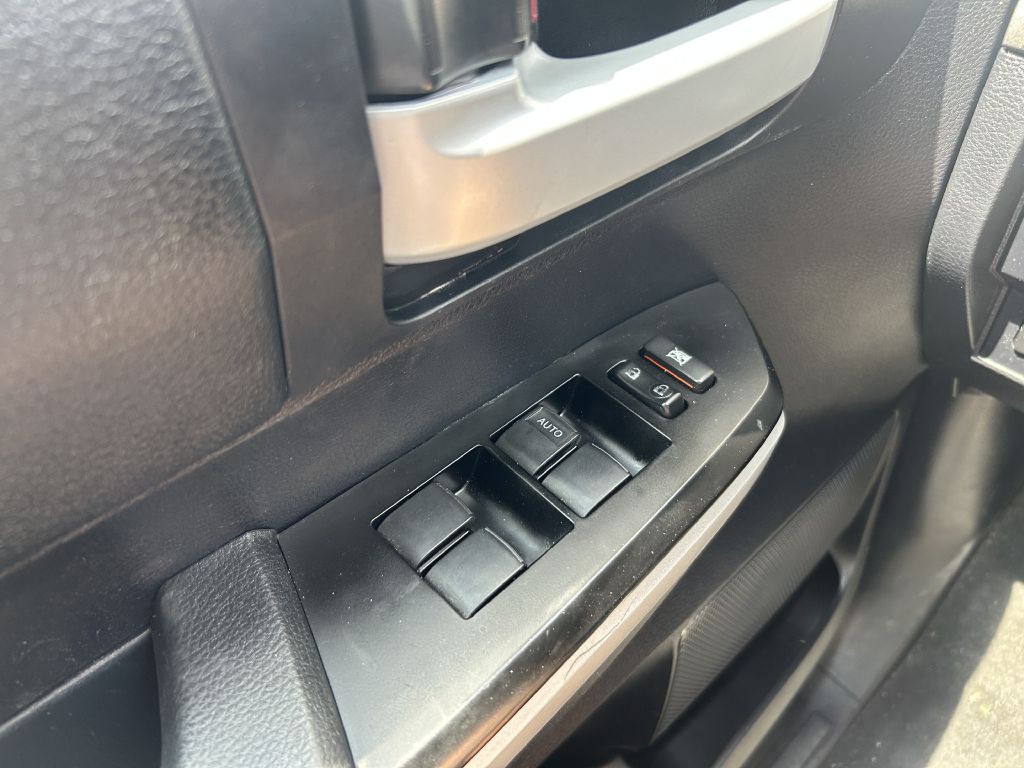 2016 Toyota Tundra Image 7