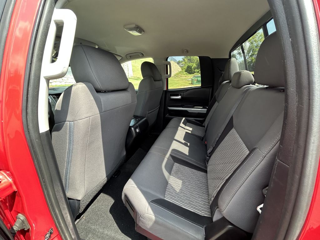 2016 Toyota Tundra Image 10