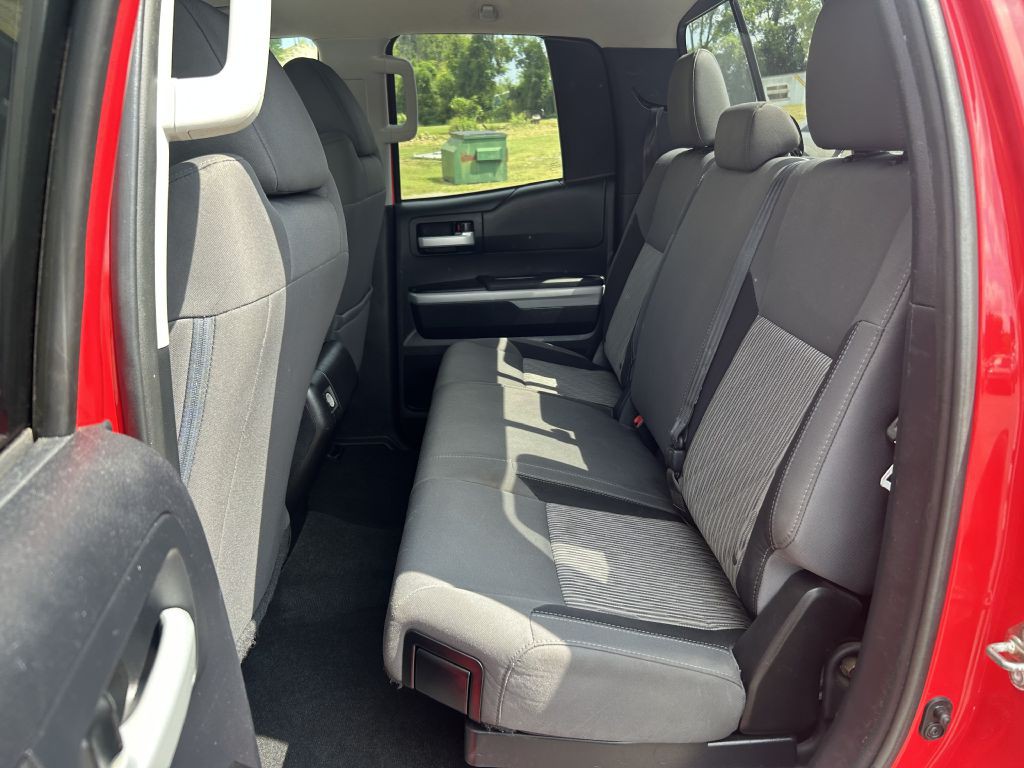 2016 Toyota Tundra Image 11
