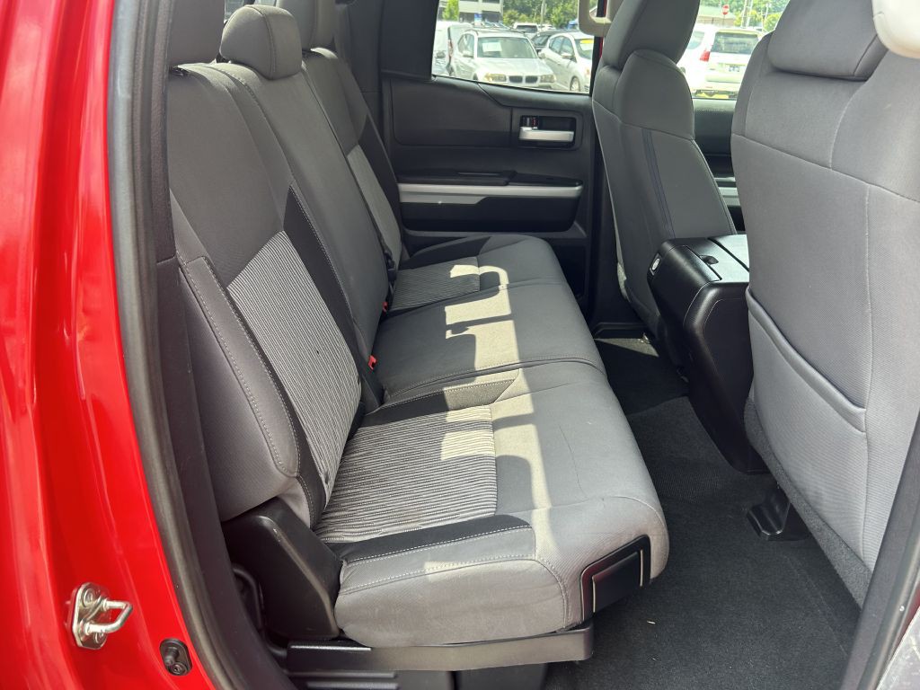 2016 Toyota Tundra Image 12
