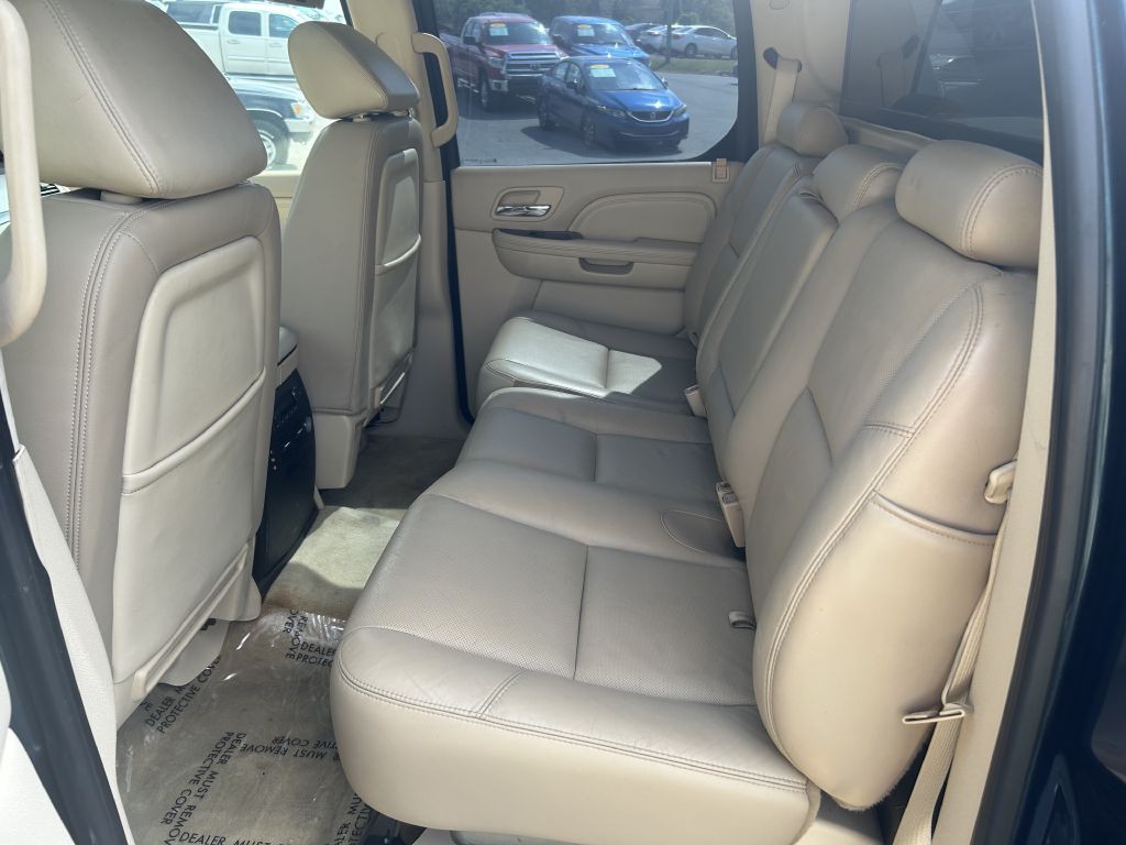 2007 Cadillac Escalade Image 11