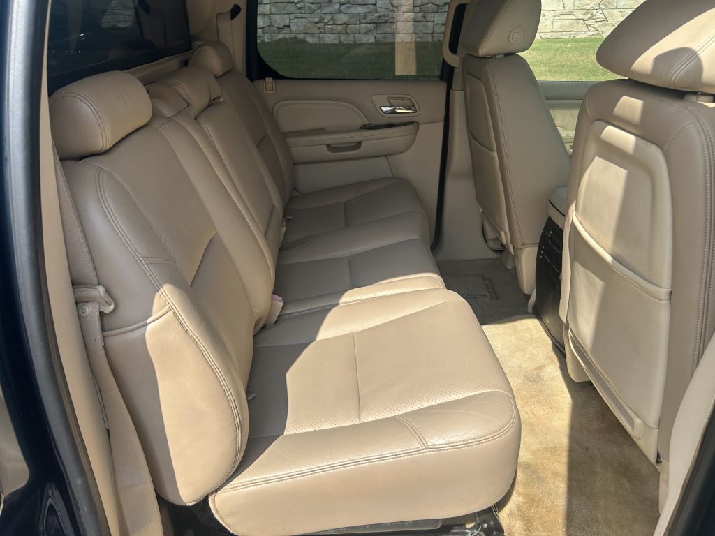 2007 Cadillac Escalade Image 14