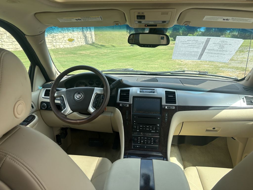 2007 Cadillac Escalade Image 15