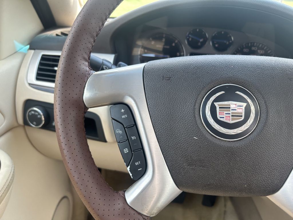 2007 Cadillac Escalade Image 19