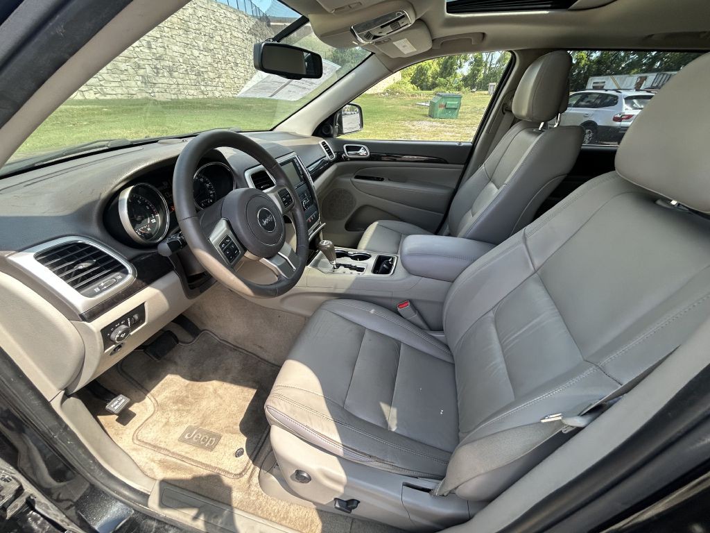 2012 Jeep Grand Cherokee Image 9
