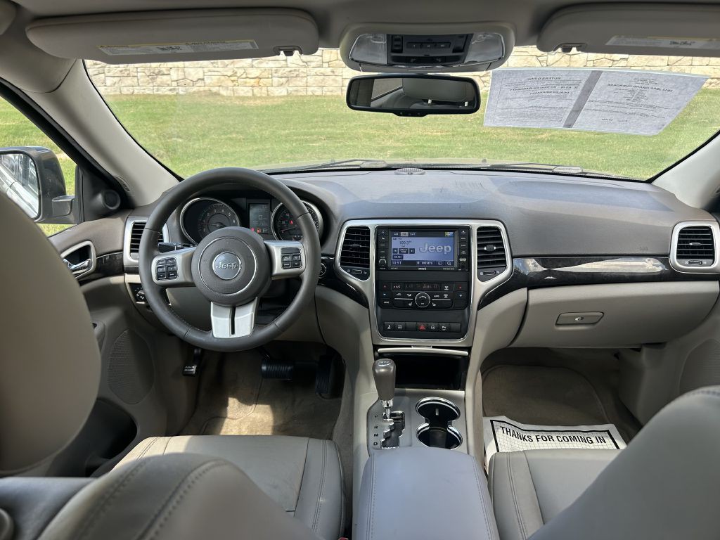 2012 Jeep Grand Cherokee Image 15