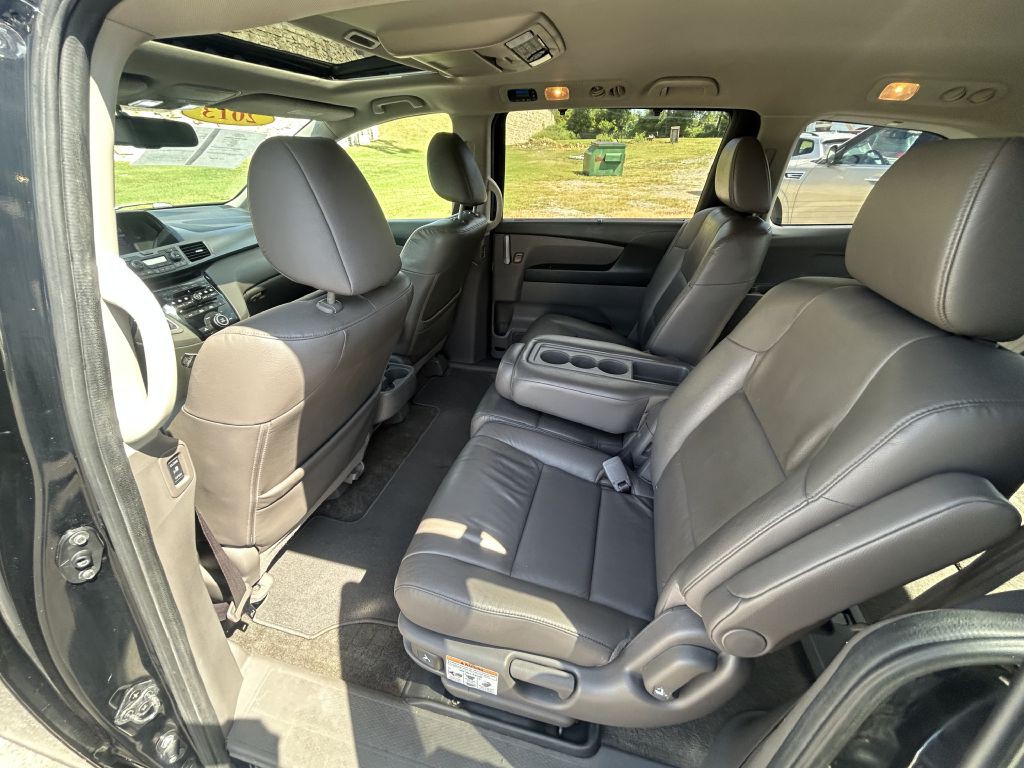 2013 Honda Odyssey Image 13