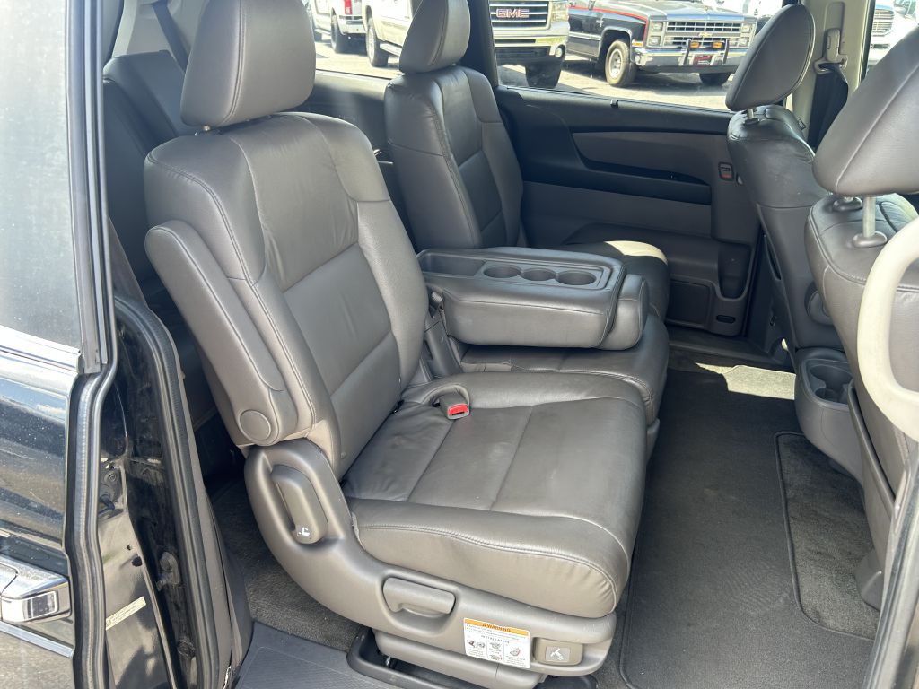 2013 Honda Odyssey Image 16