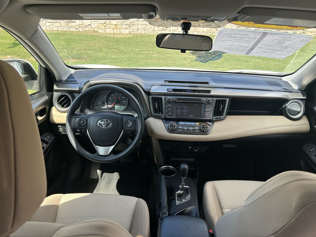 2015 Toyota Rav4 Image 16