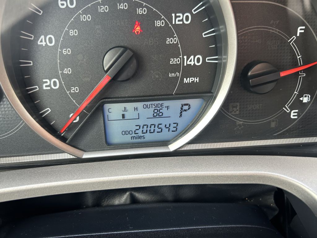 2015 Toyota Rav4 Image 25