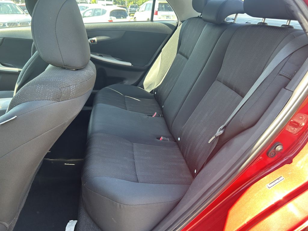 2011 Toyota Corolla Image 10