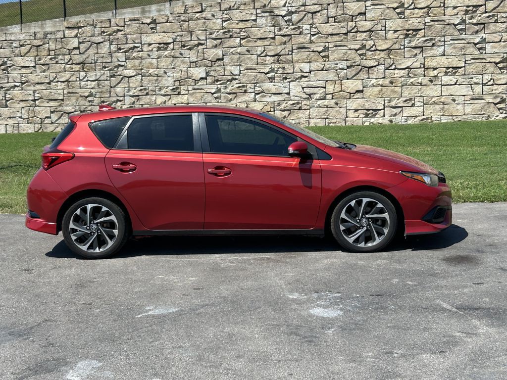 2017 Toyota Corolla Image 3