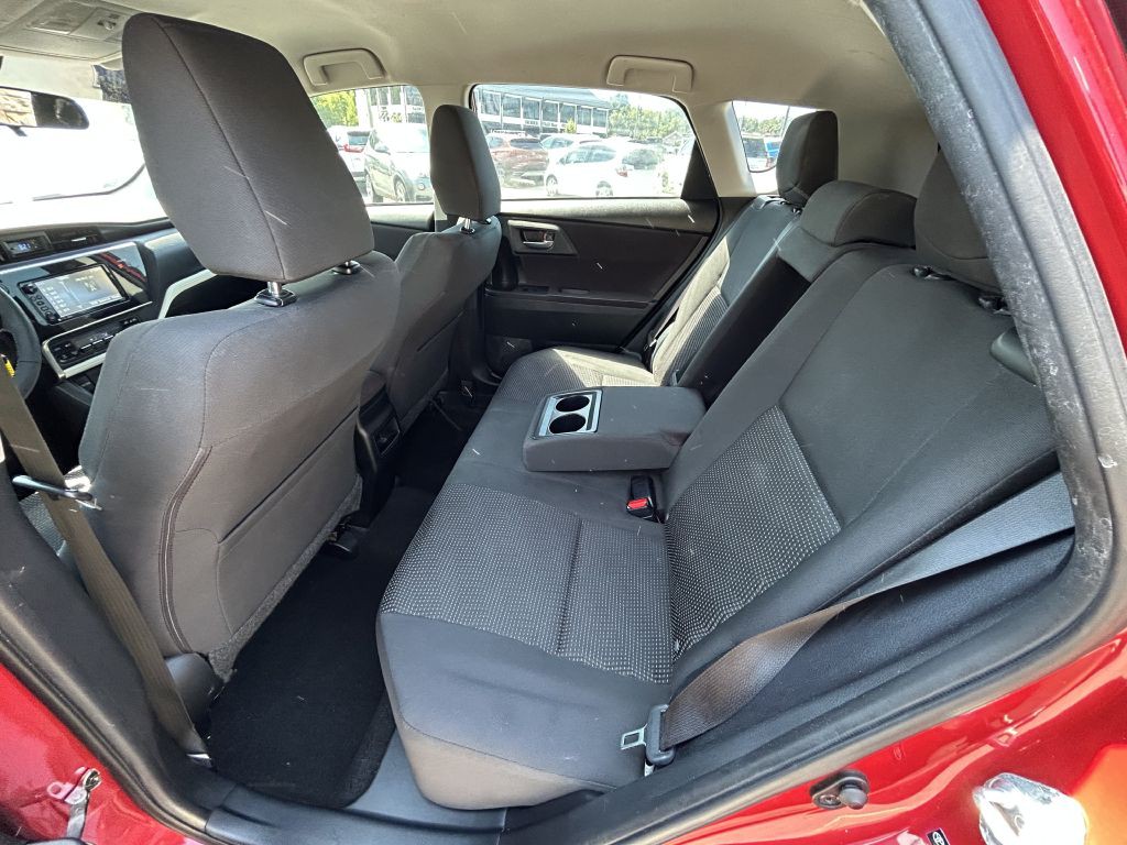 2017 Toyota Corolla Image 10