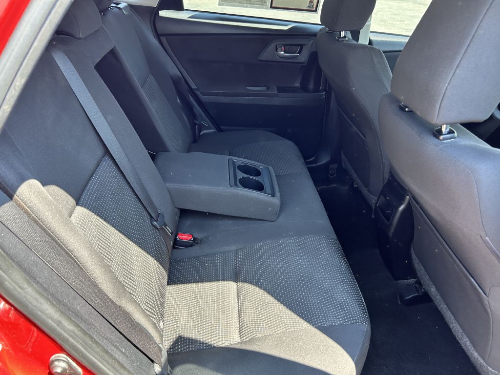 2017 Toyota Corolla Image 12