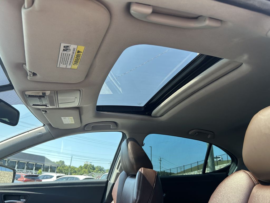 2016 Acura TL Image 10
