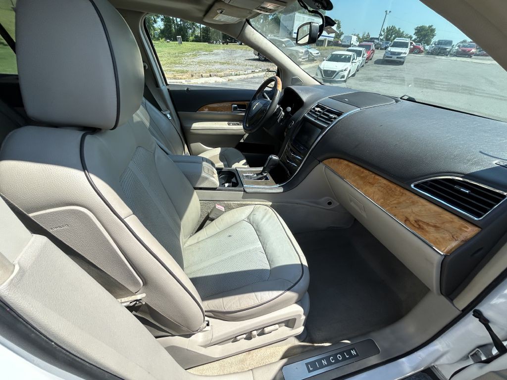 2013 Lincoln MKX Image 21