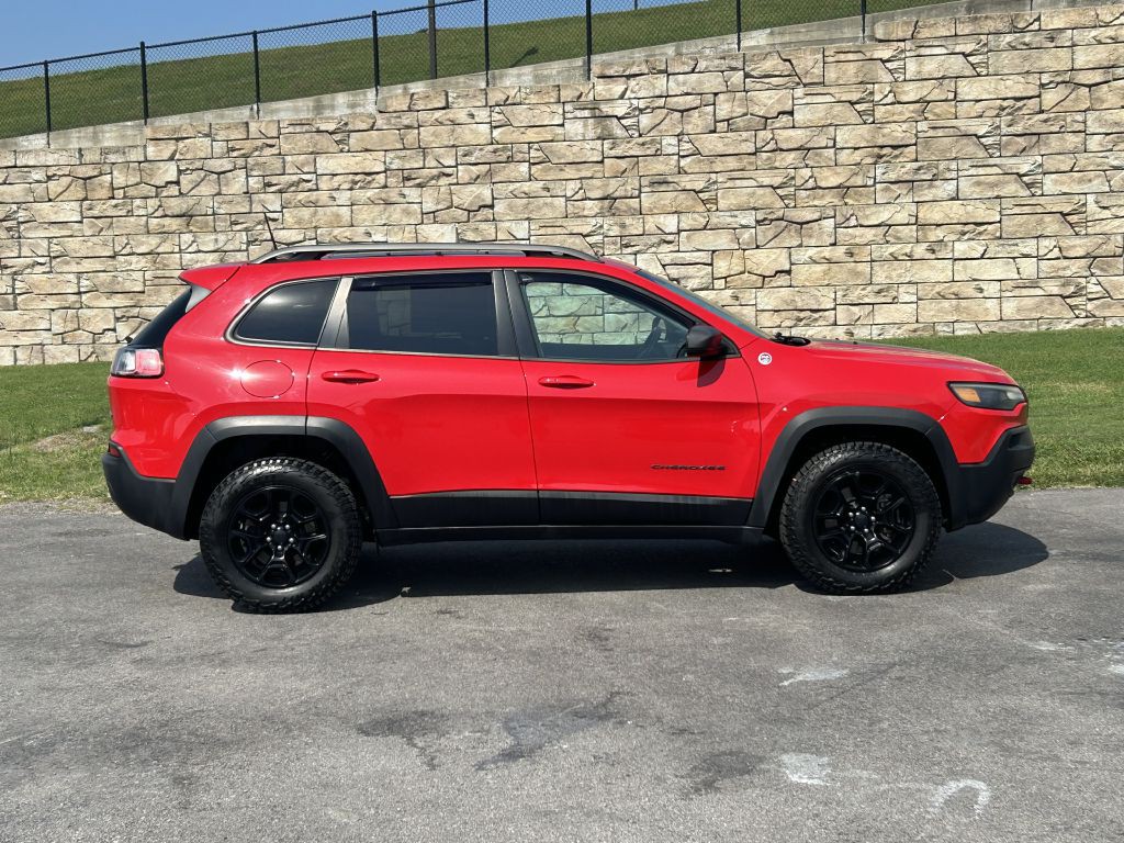 2019 Jeep Cherokee Image 3
