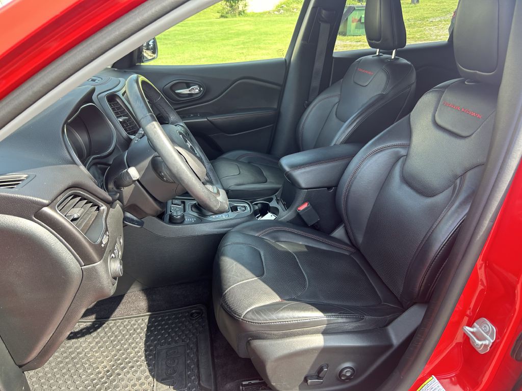 2019 Jeep Cherokee Image 8