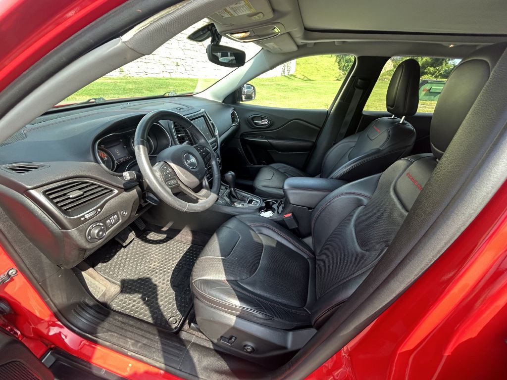 2019 Jeep Cherokee Image 9