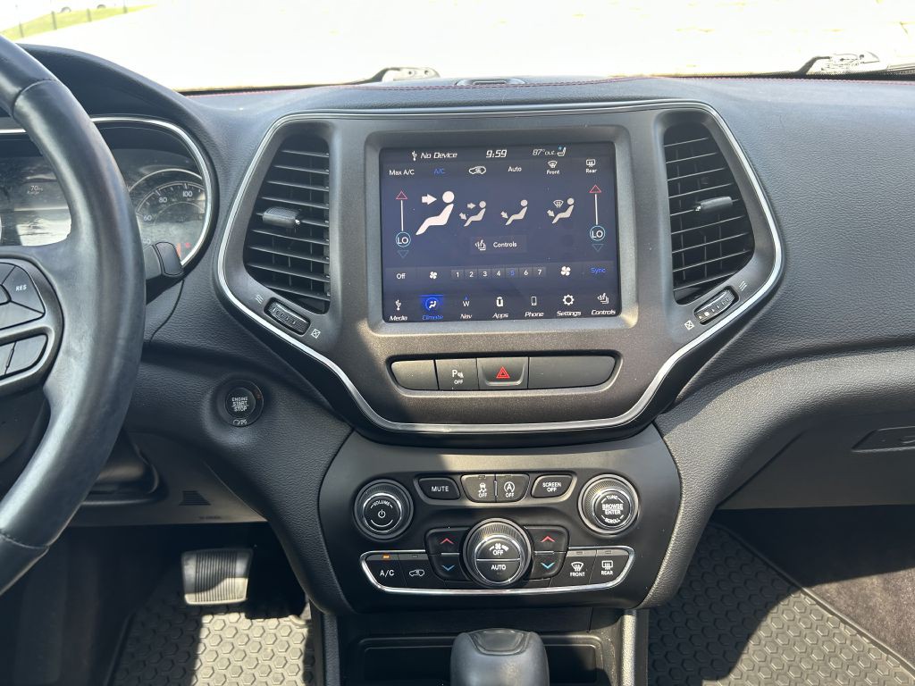 2019 Jeep Cherokee Image 17