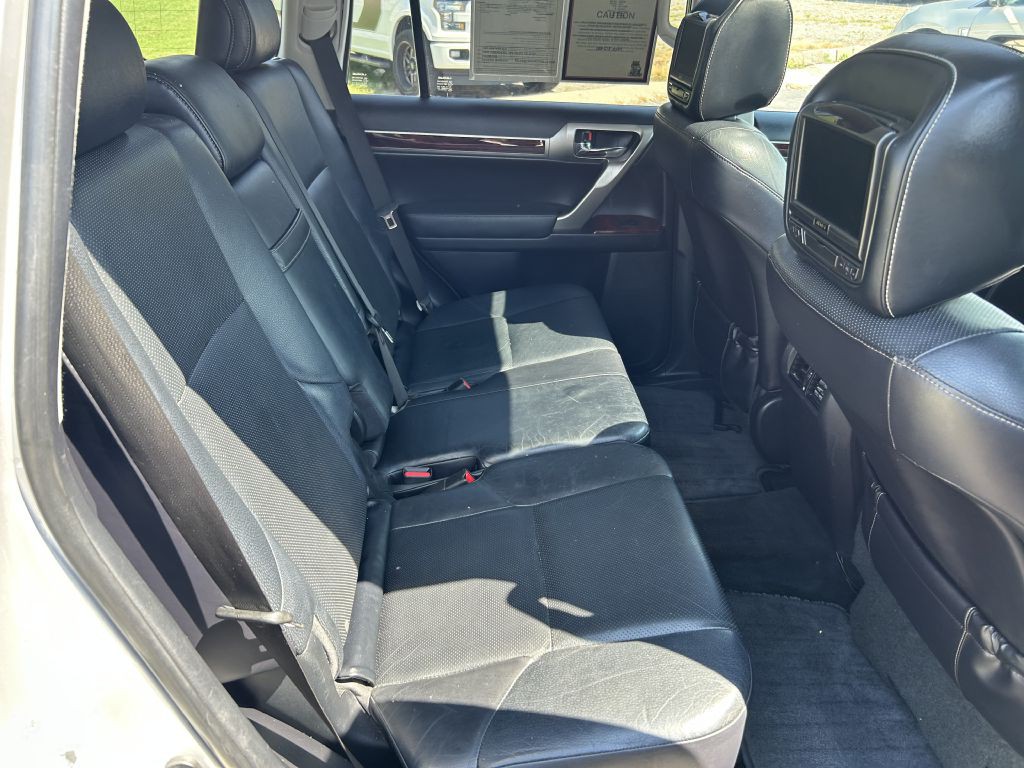 2011 Lexus GX Image 13