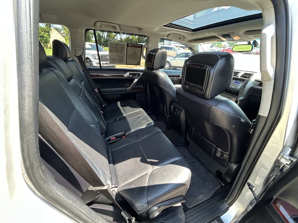2011 Lexus GX Image 14